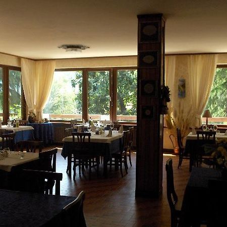 Albergo Alla Trota Pulfero Esterno foto