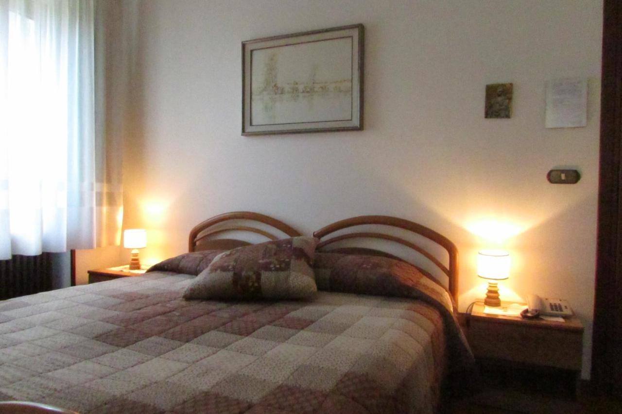 Albergo Alla Trota Pulfero Esterno foto